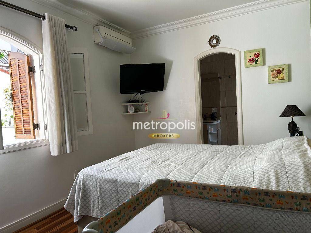 Sobrado à venda com 3 quartos, 300m² - Foto 20