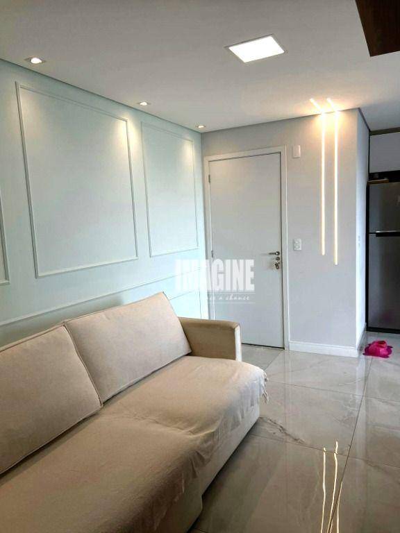 Apartamento à venda com 2 quartos, 51m² - Foto 3