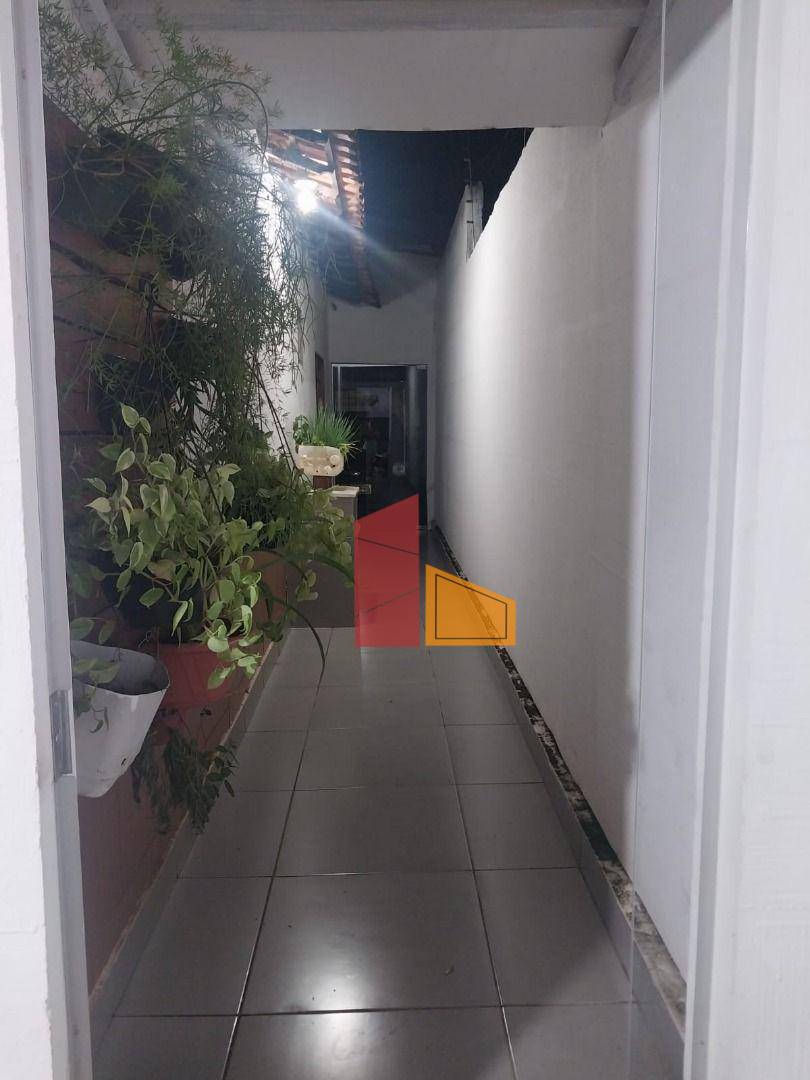 Casa à venda com 3 quartos, 160m² - Foto 13