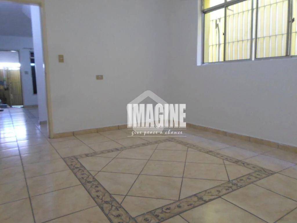 Sobrado à venda com 3 quartos, 250m² - Foto 2