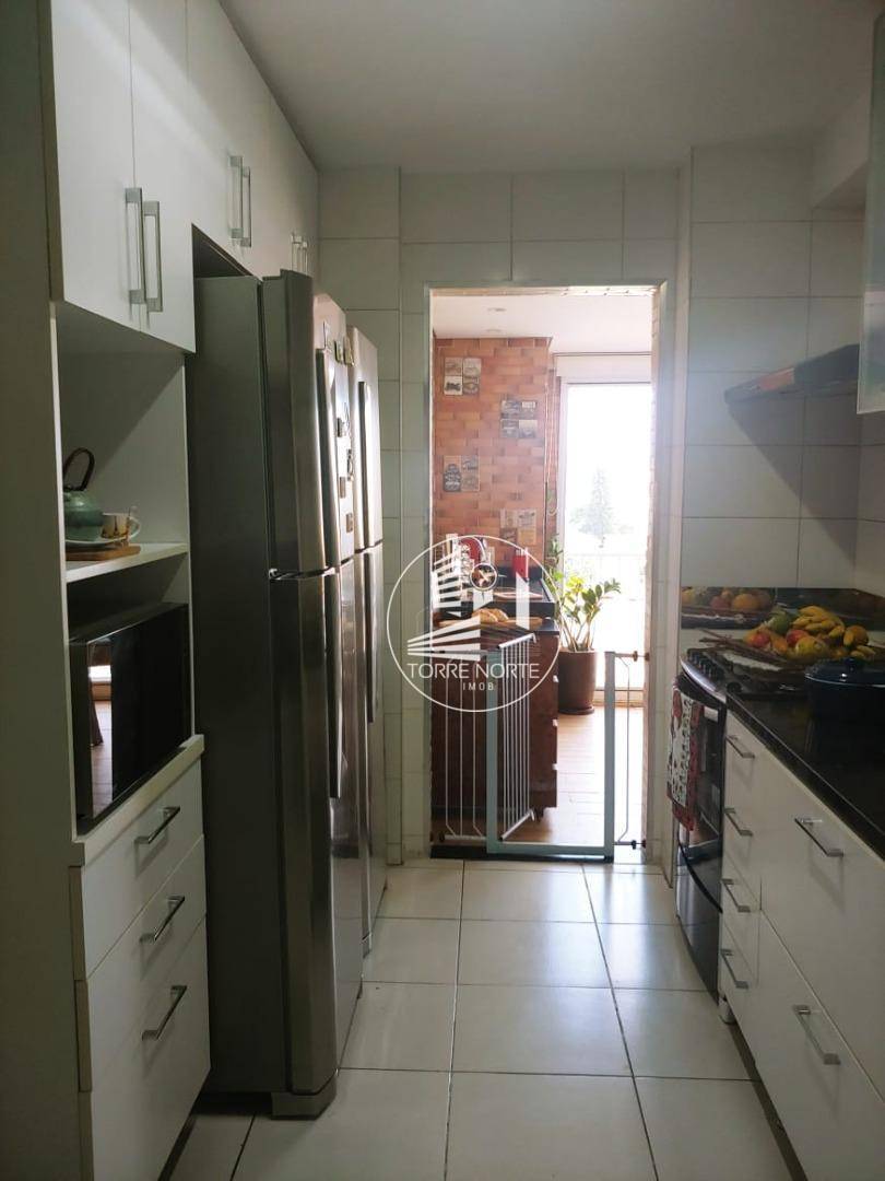 Apartamento à venda com 3 quartos, 140m² - Foto 42