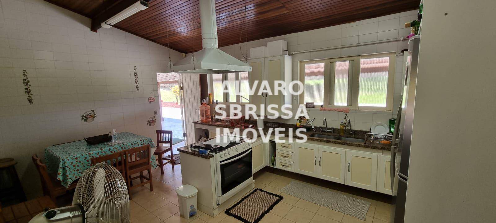 Sítio à venda com 4 quartos, 72600M2 - Foto 11