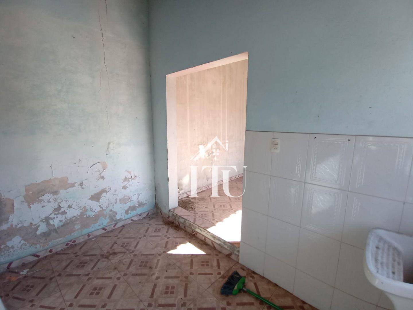 Casa à venda com 3 quartos, 97m² - Foto 3