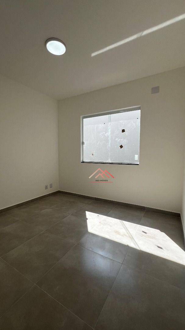 Casa à venda com 2 quartos, 100m² - Foto 12