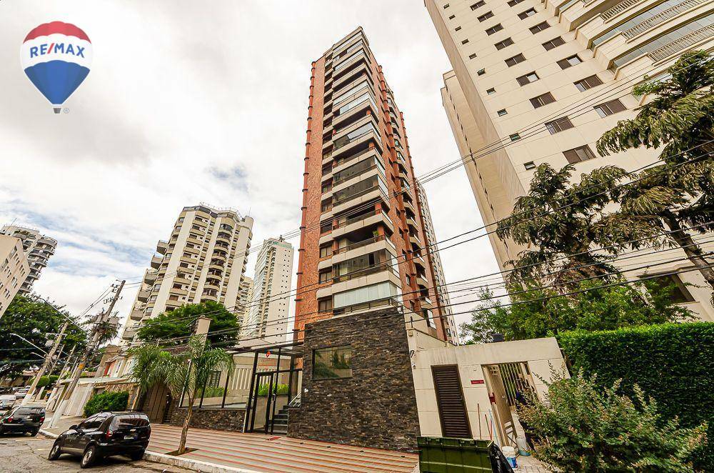 Apartamento à venda com 4 quartos, 190m² - Foto 23