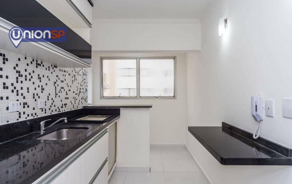 Apartamento à venda com 2 quartos, 61m² - Foto 13