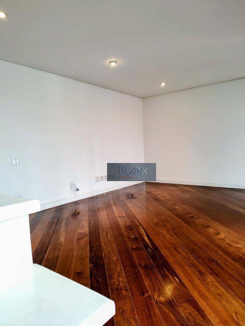 Apartamento para alugar com 2 quartos, 132m² - Foto 4