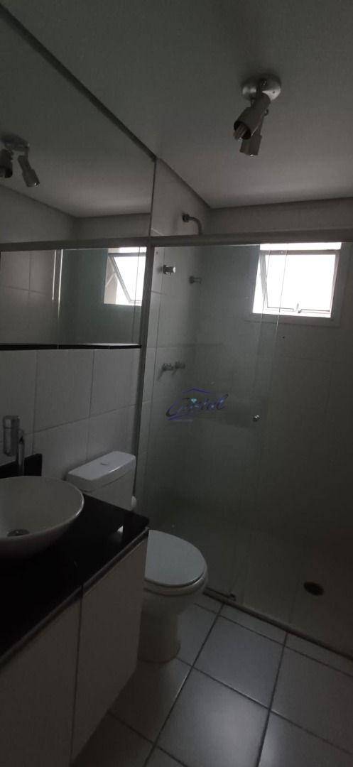 Apartamento para alugar com 2 quartos, 62m² - Foto 12