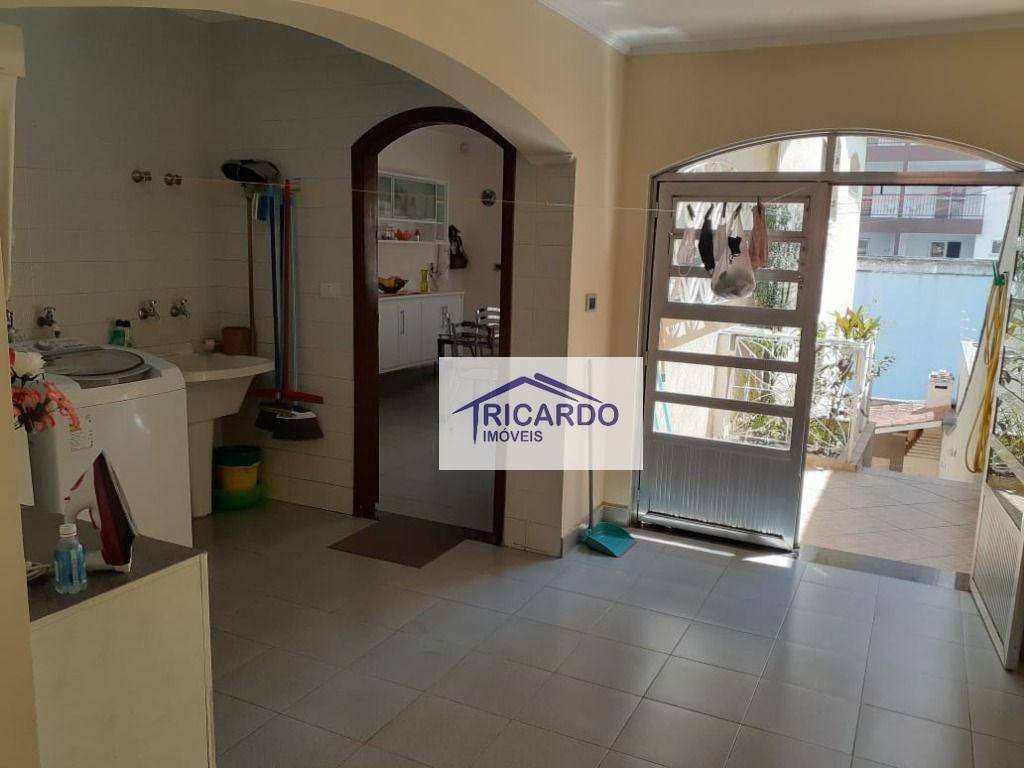 Casa à venda com 3 quartos, 398m² - Foto 42