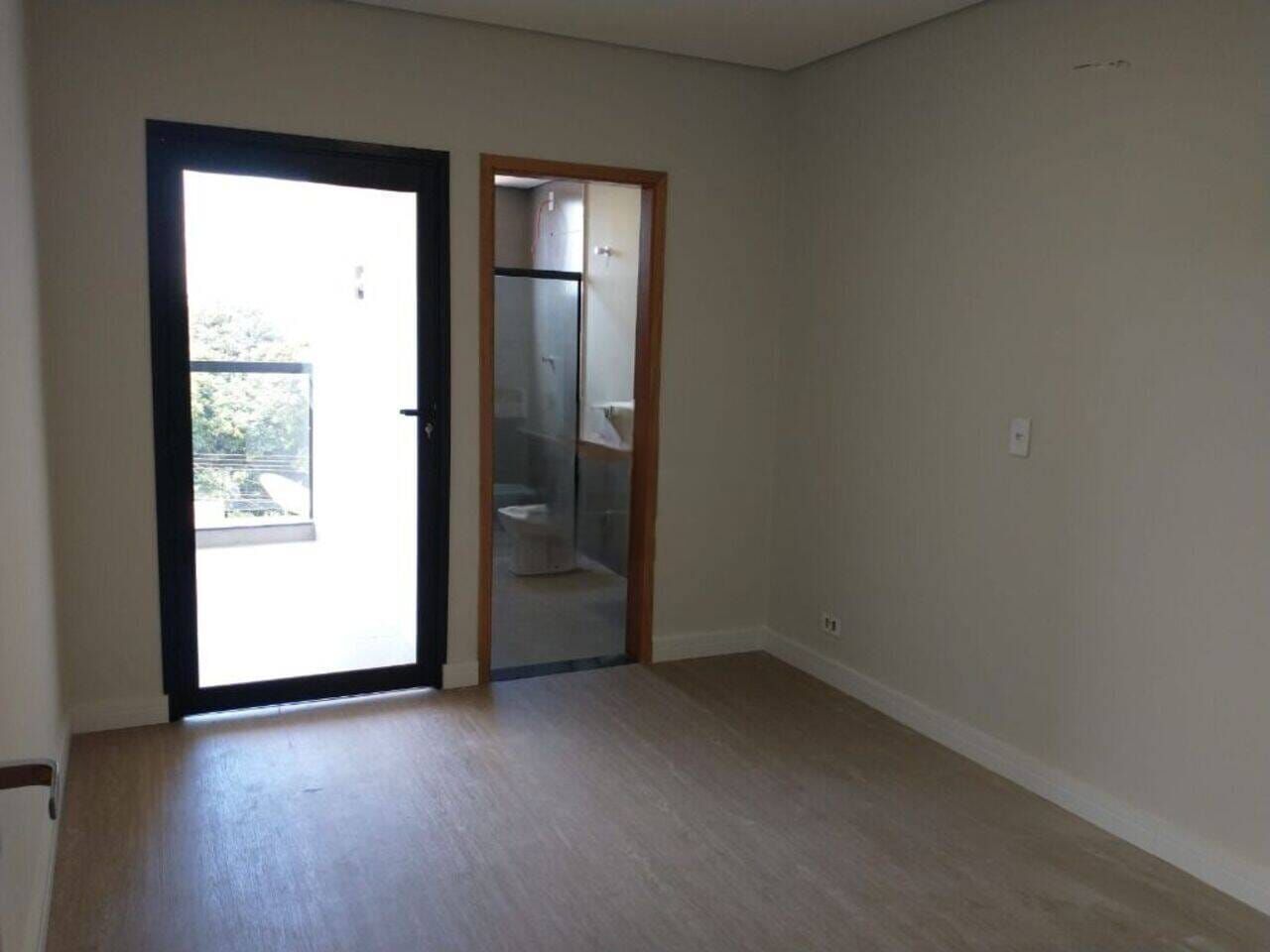 Casa à venda com 3 quartos, 240m² - Foto 16