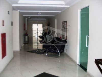 Apartamento à venda com 2 quartos, 62m² - Foto 4