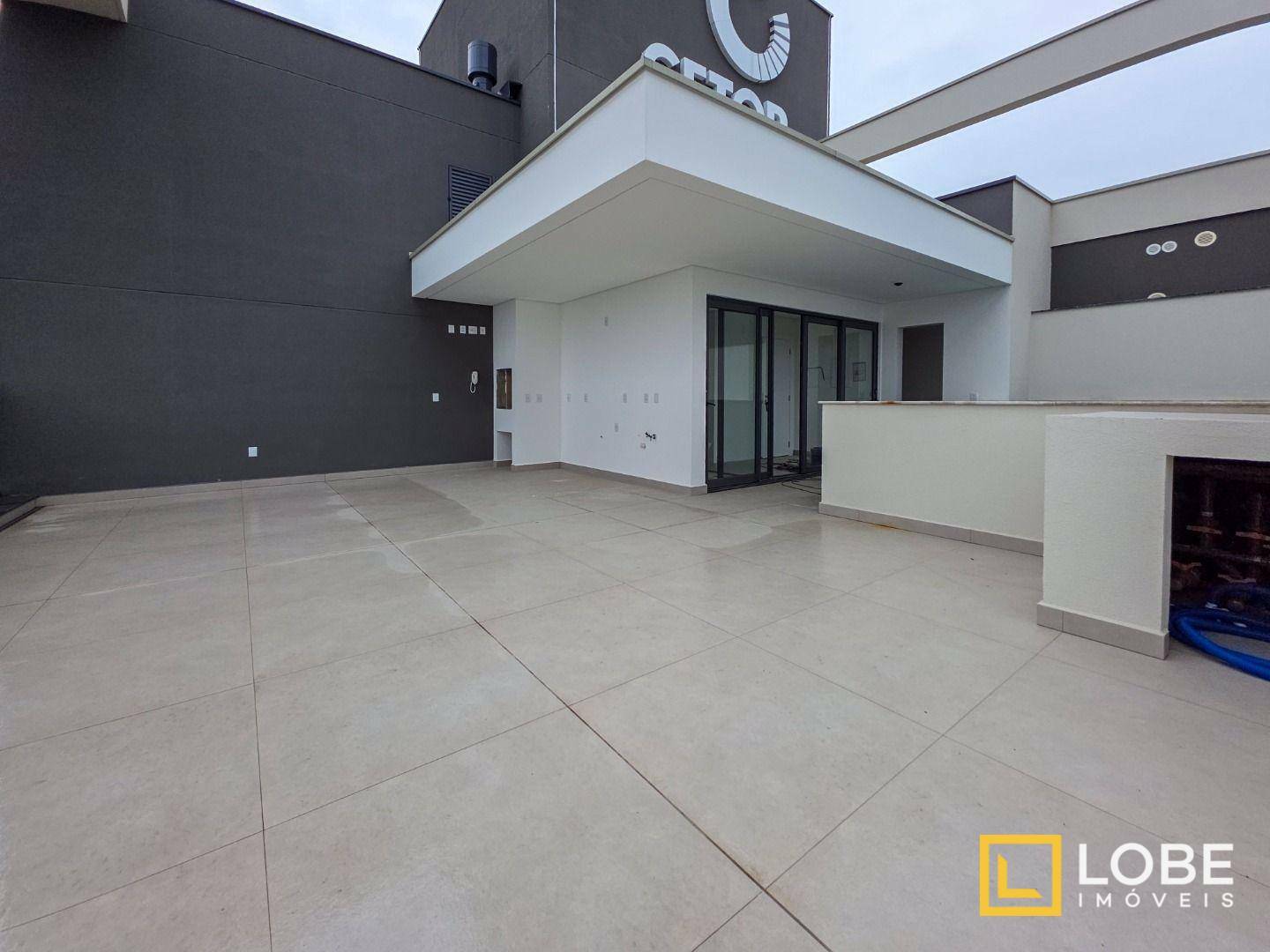 Cobertura à venda com 3 quartos, 301m² - Foto 3