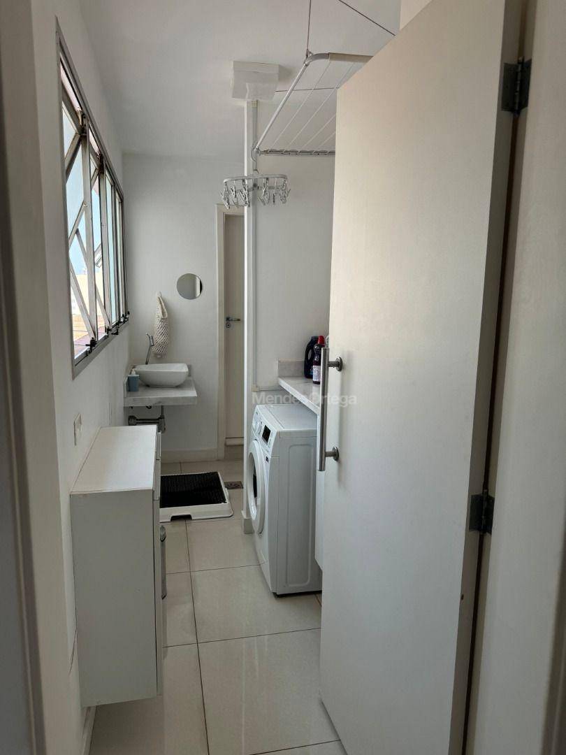 Apartamento para alugar com 3 quartos, 110m² - Foto 19