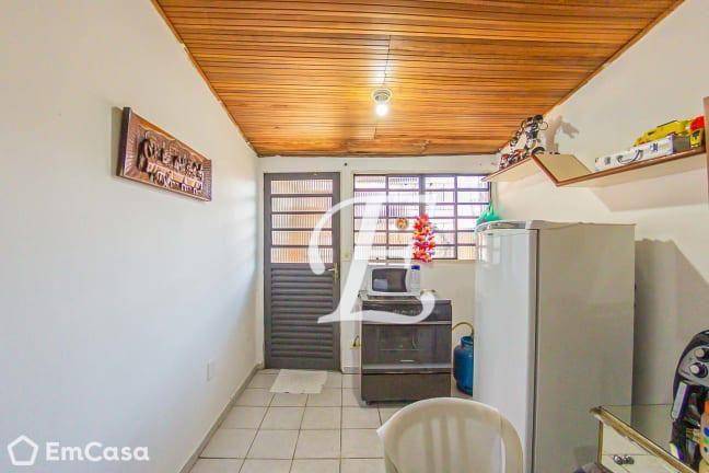 Casa à venda com 3 quartos, 164m² - Foto 6