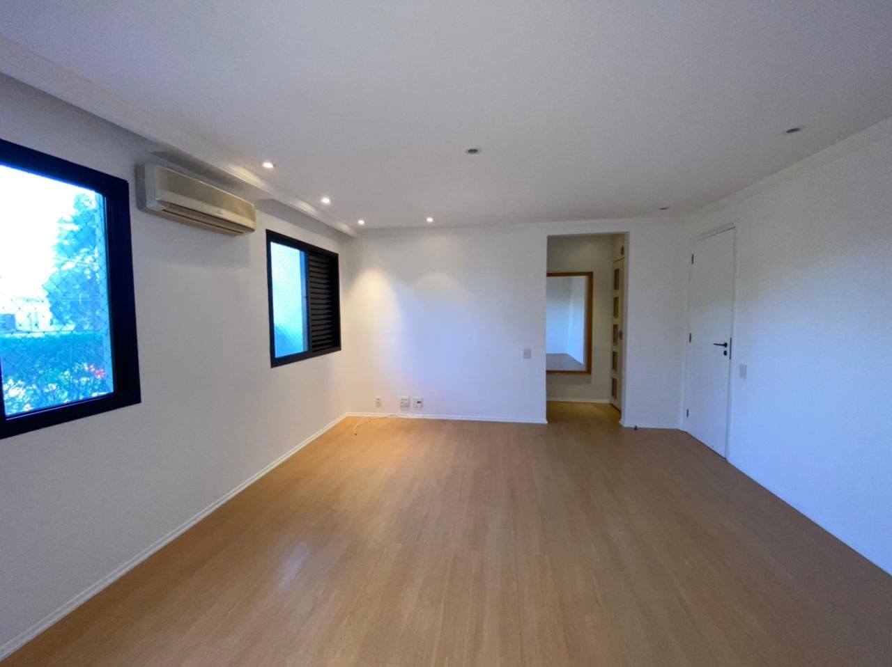 Apartamento à venda com 3 quartos, 230m² - Foto 7