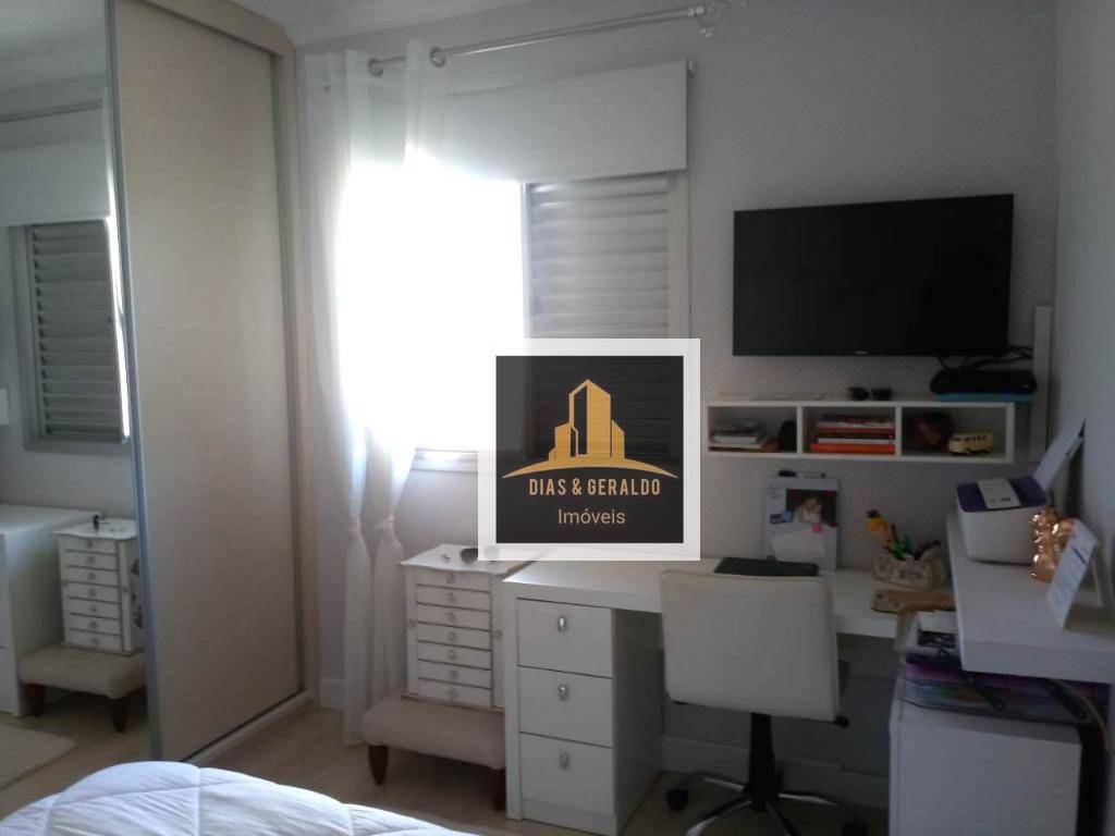 Apartamento à venda com 3 quartos, 96m² - Foto 22