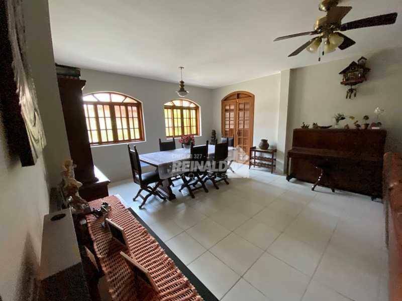 Casa de Condomínio à venda com 8 quartos, 984m² - Foto 14