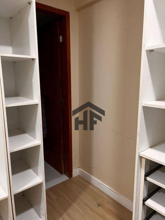 Apartamento à venda com 2 quartos, 70m² - Foto 14