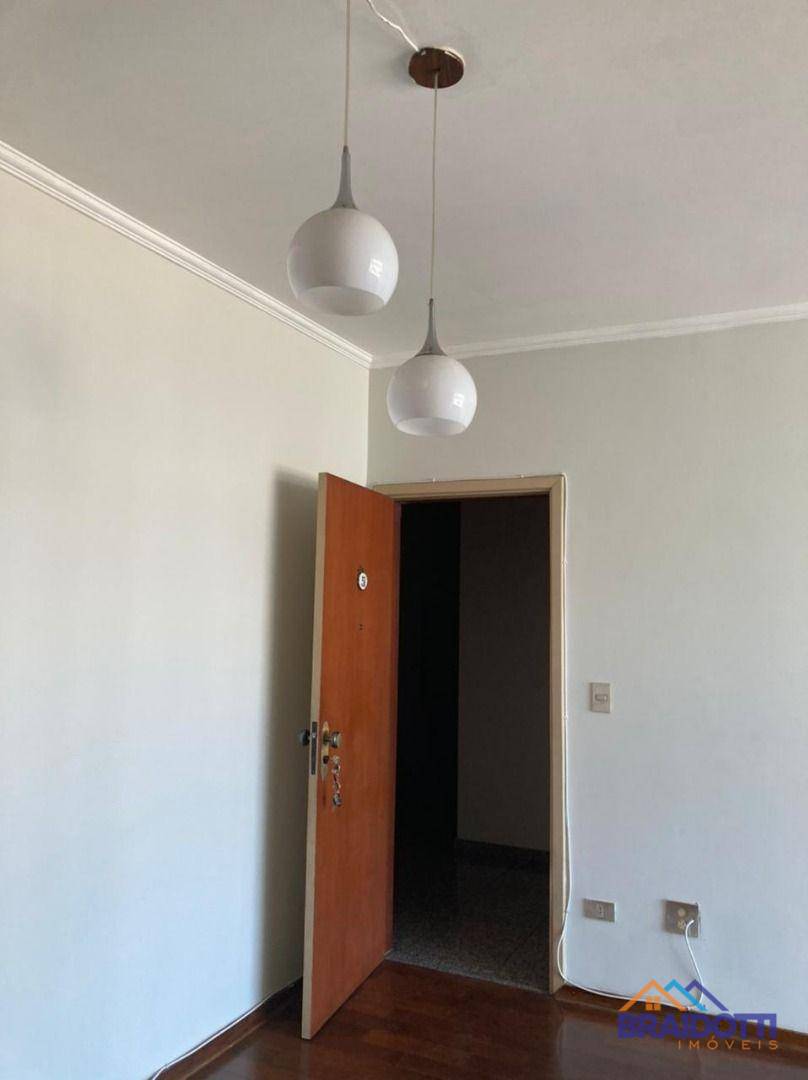 Apartamento à venda com 2 quartos, 85m² - Foto 32