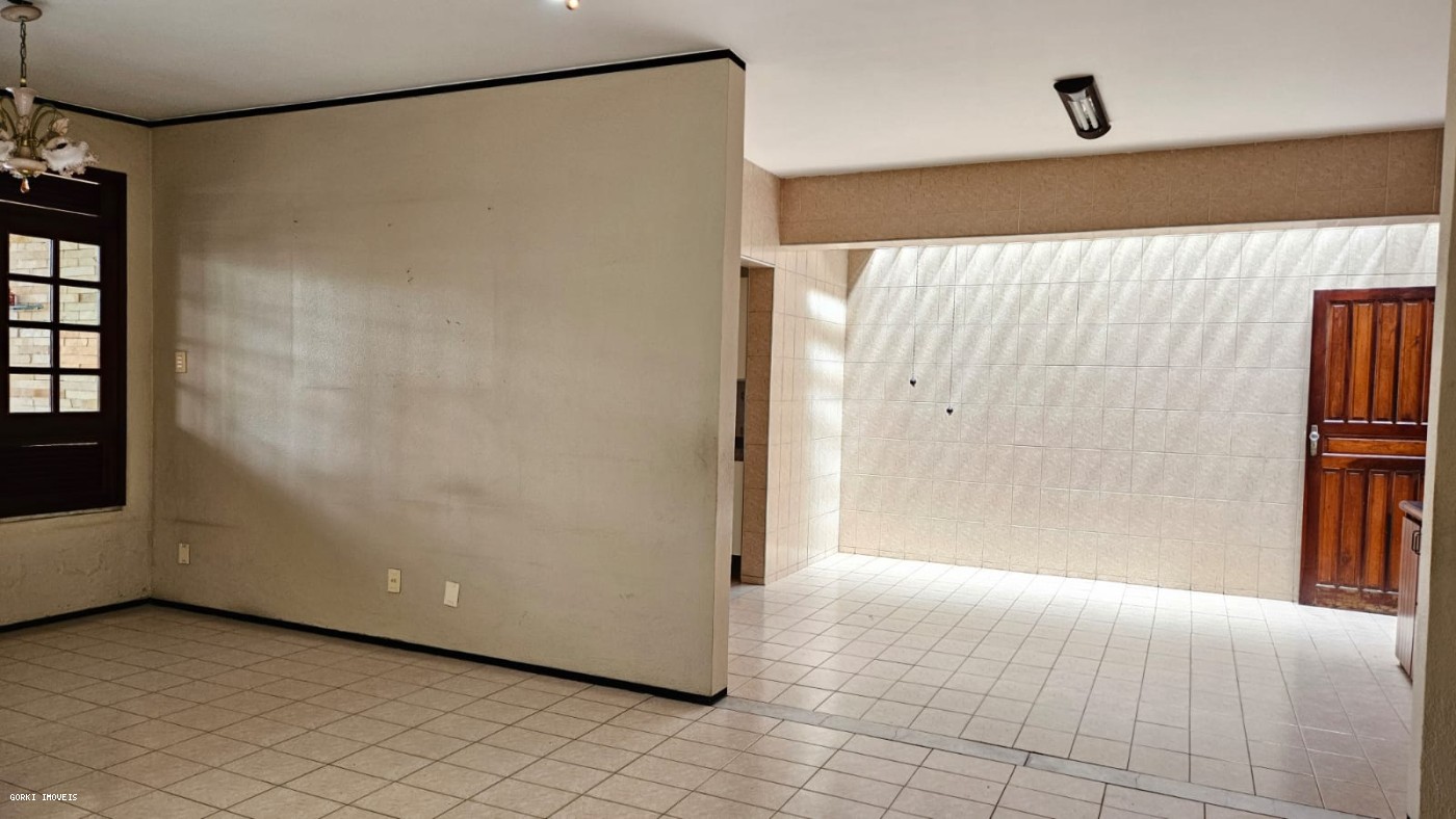 Casa, 3 quartos, 263 m² - Foto 5