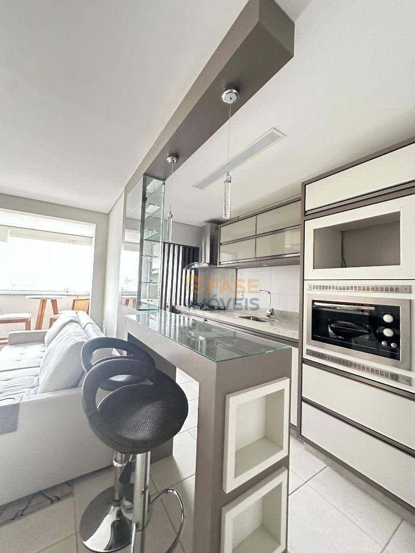 Apartamento à venda com 2 quartos, 88m² - Foto 4