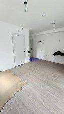 Apartamento à venda com 2 quartos, 37m² - Foto 2