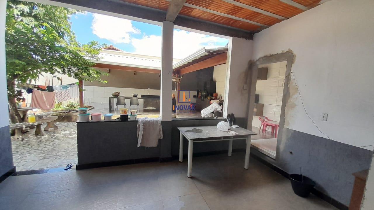 Casa à venda com 4 quartos, 360m² - Foto 19