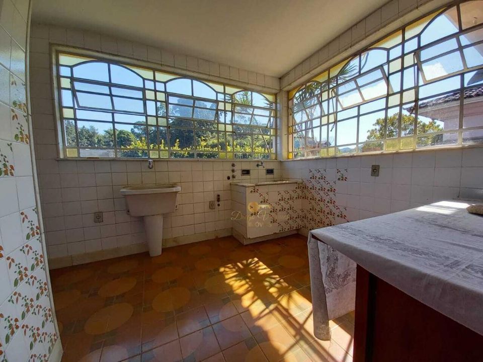 Casa à venda com 4 quartos, 3600m² - Foto 28