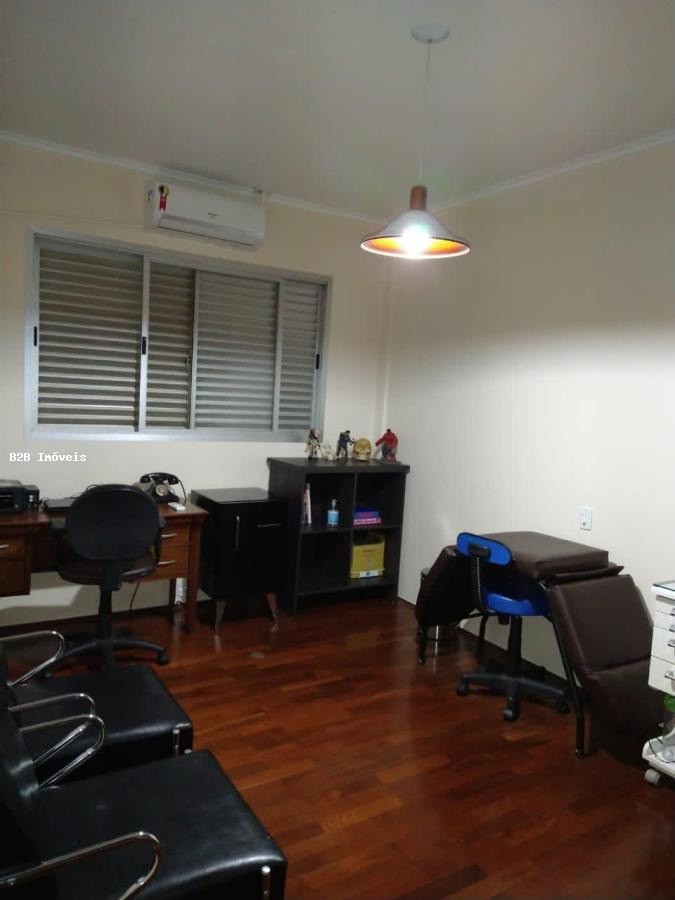 Apartamento à venda com 4 quartos, 311m² - Foto 23