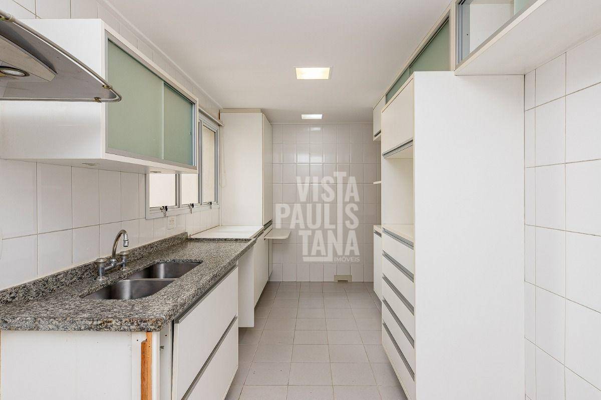 Apartamento à venda com 3 quartos, 190m² - Foto 12