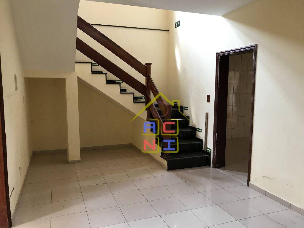 Sobrado à venda com 4 quartos, 300m² - Foto 6