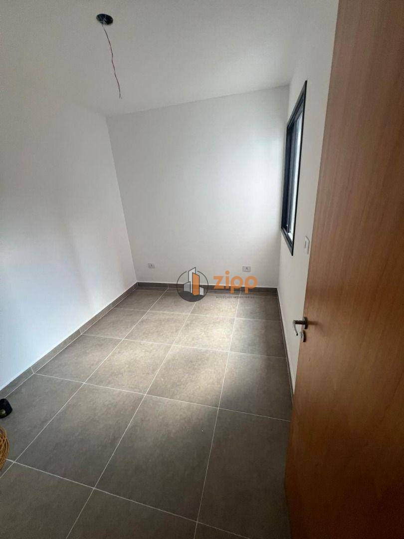 Apartamento à venda com 2 quartos, 40m² - Foto 4
