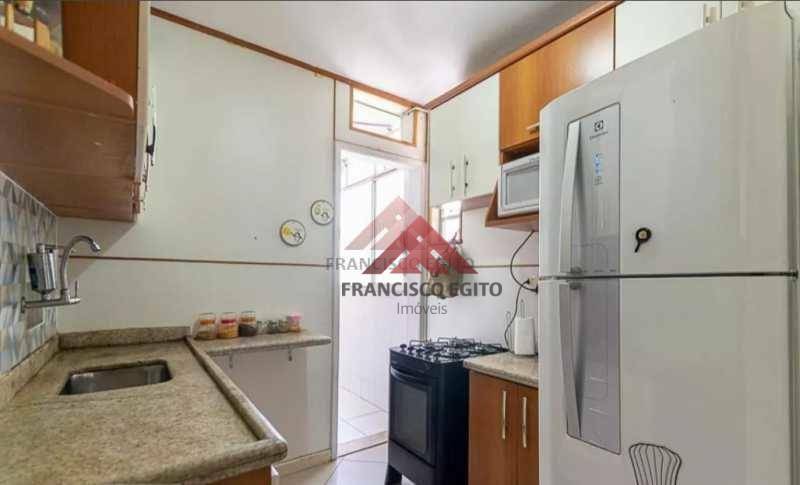 Apartamento à venda com 2 quartos, 63m² - Foto 12