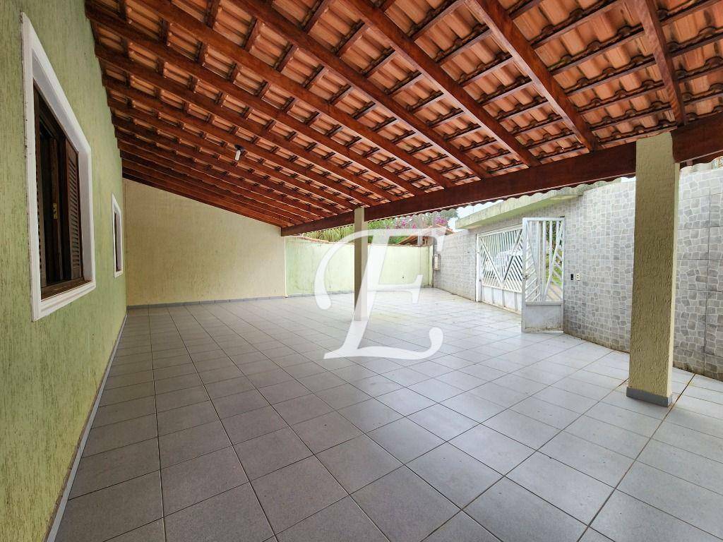 Chácara à venda com 3 quartos, 334m² - Foto 6