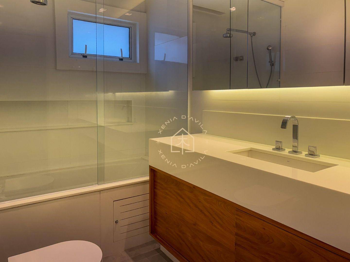 Casa de Condomínio à venda e aluguel com 3 quartos, 320m² - Foto 13