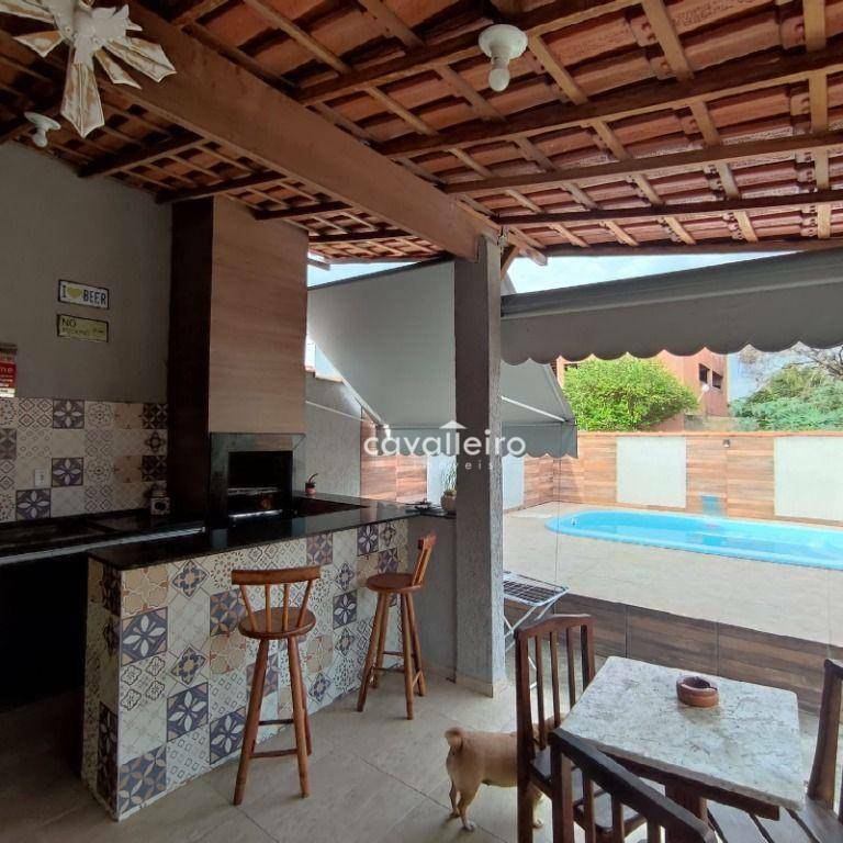 Casa à venda com 3 quartos, 113m² - Foto 1