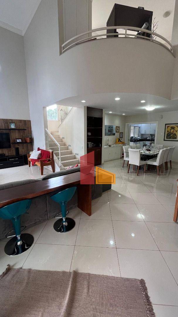 Casa de Condomínio à venda com 4 quartos, 300m² - Foto 19