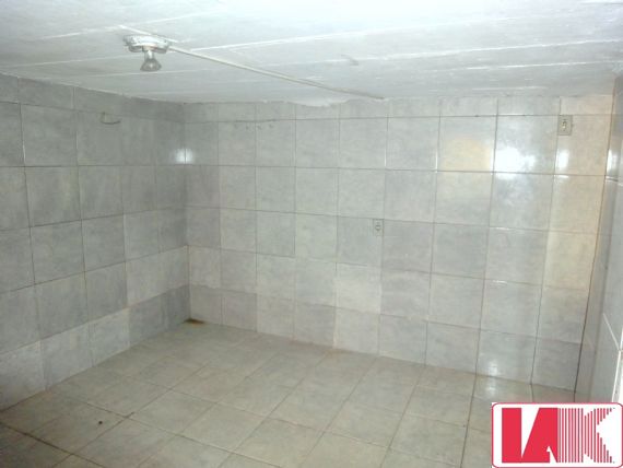 Casa para alugar com 1 quarto, 30m² - Foto 17