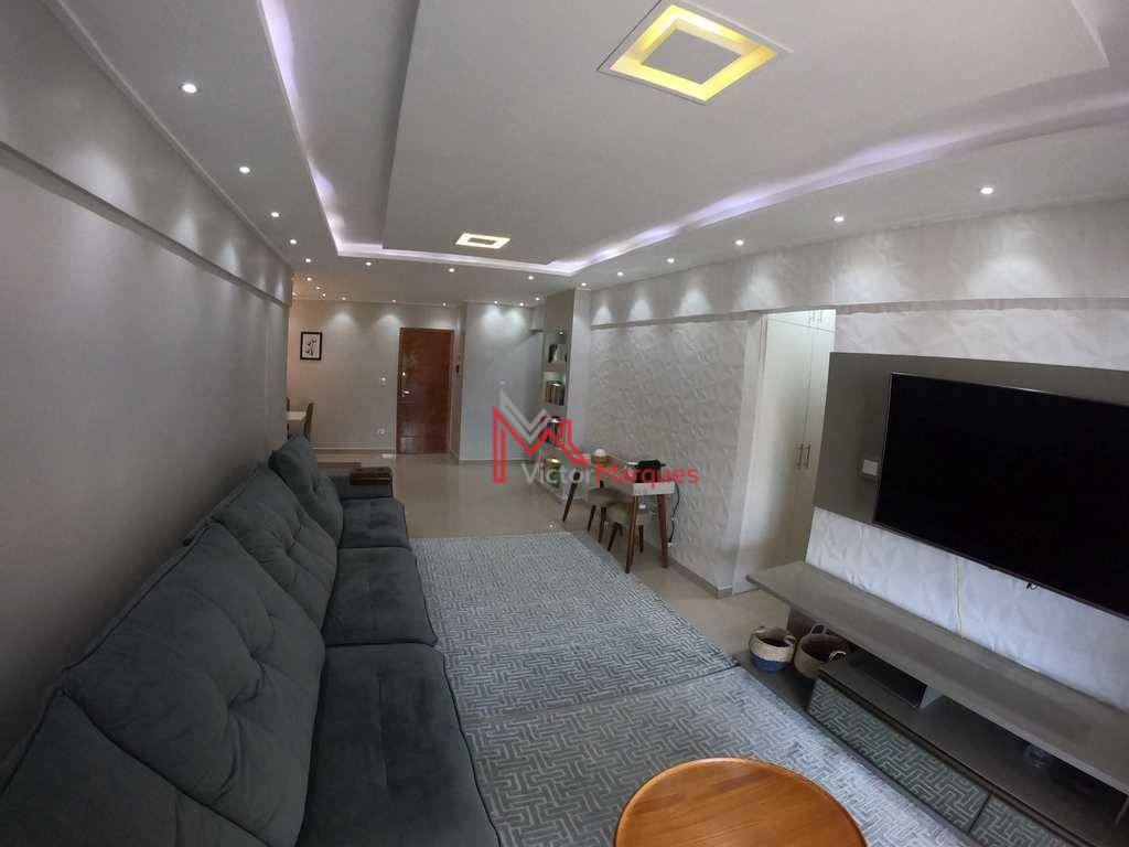 Apartamento à venda com 3 quartos, 135m² - Foto 1