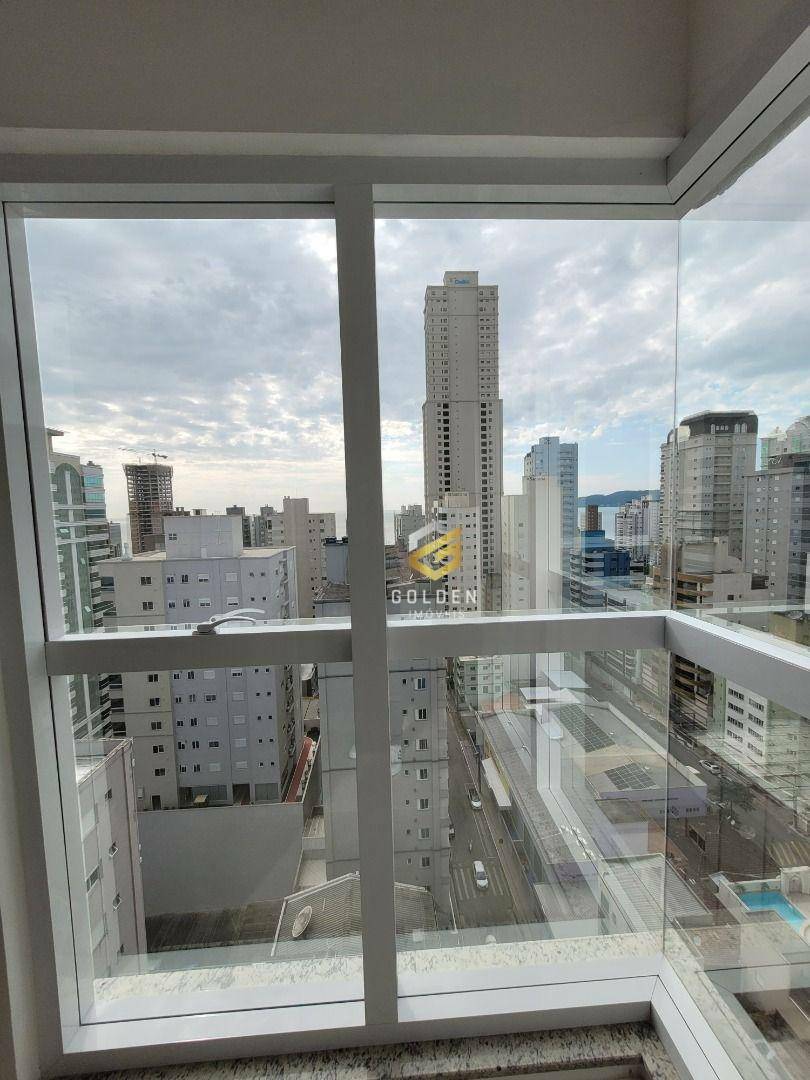 Apartamento à venda com 3 quartos, 147m² - Foto 6