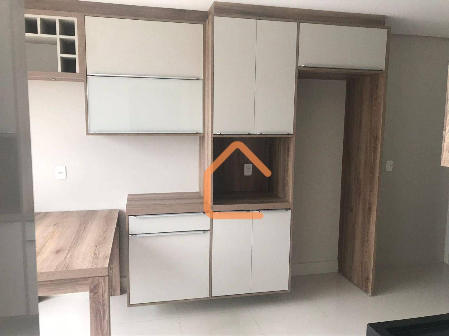 Apartamento à venda com 4 quartos, 200m² - Foto 12