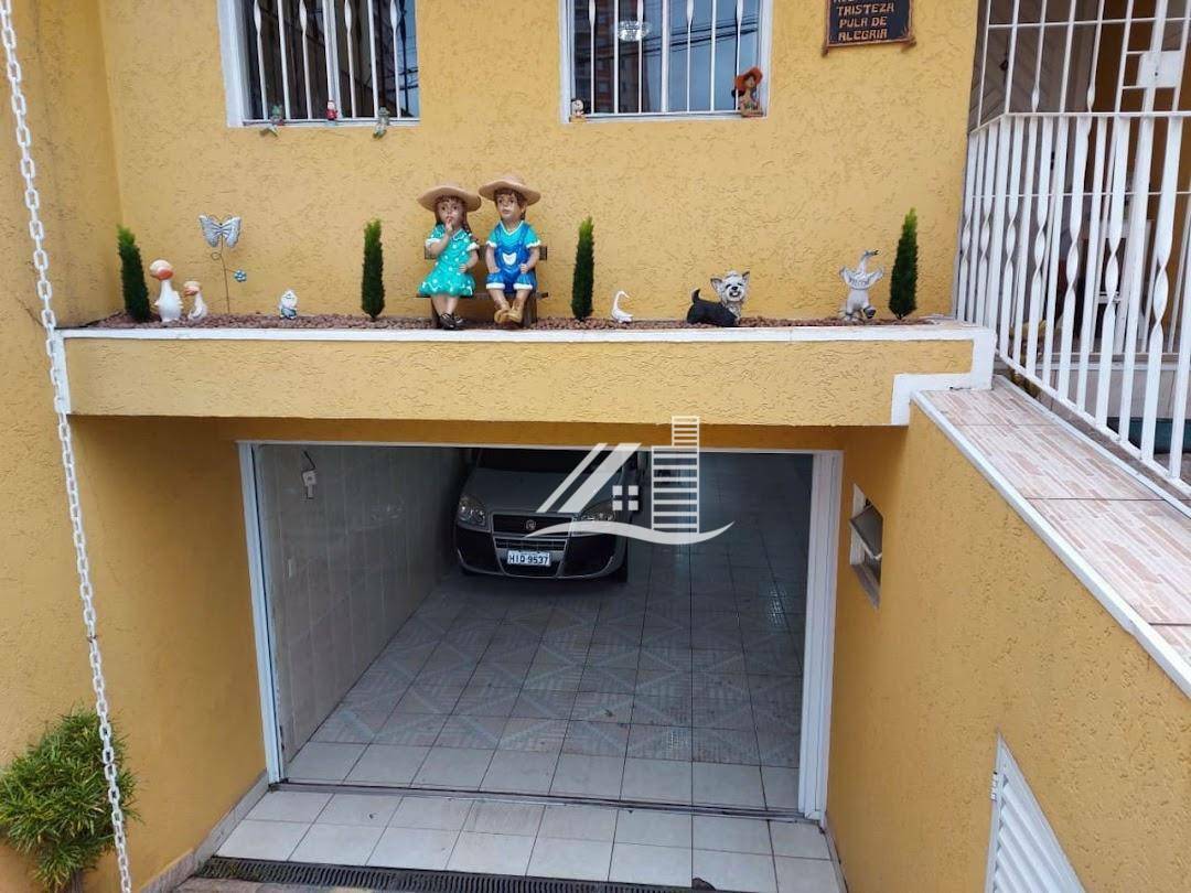 Casa à venda com 3 quartos, 100m² - Foto 1