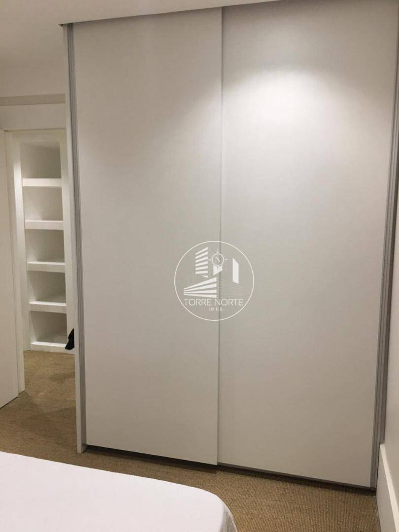 Apartamento à venda com 4 quartos, 207m² - Foto 11