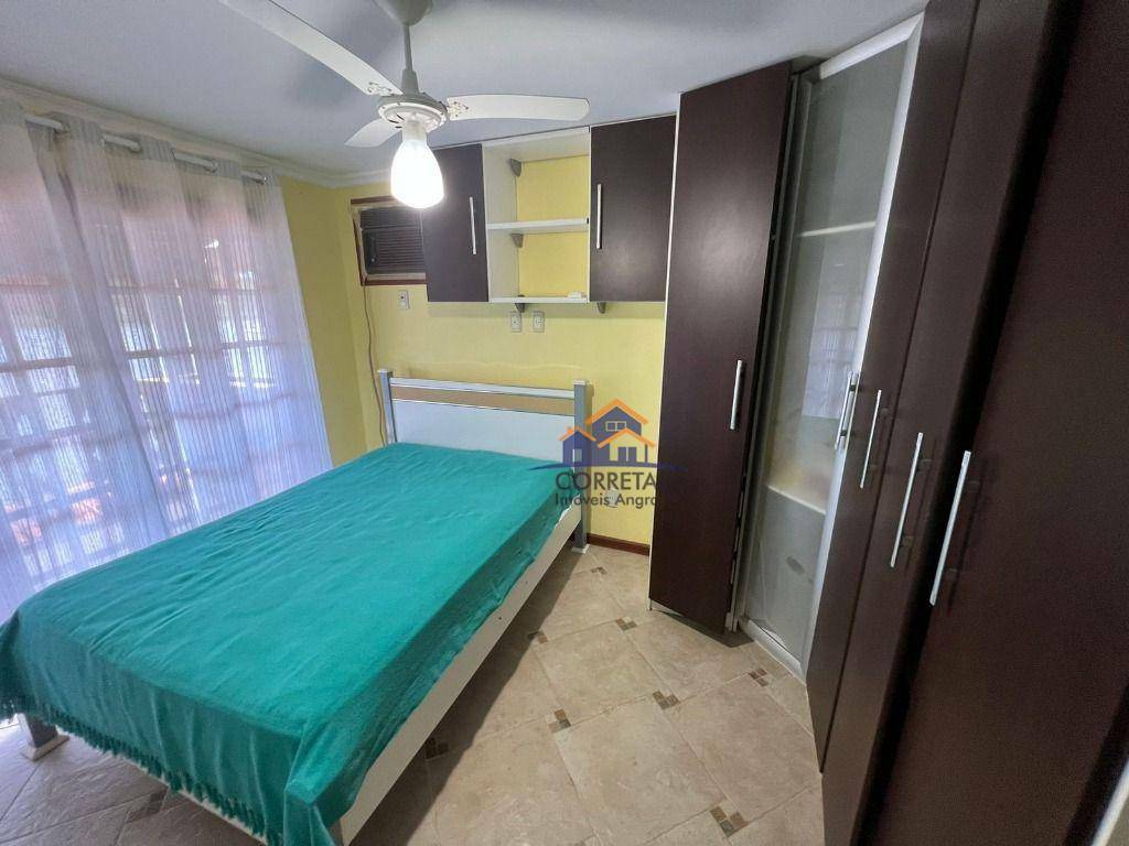 Casa de Condomínio à venda com 5 quartos, 350m² - Foto 15