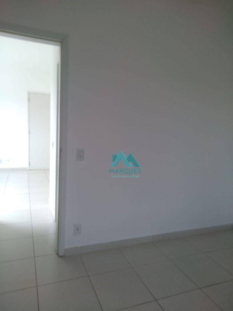 Apartamento à venda com 2 quartos, 55m² - Foto 10