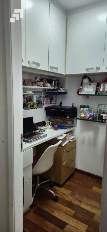 Apartamento à venda com 3 quartos, 85m² - Foto 13