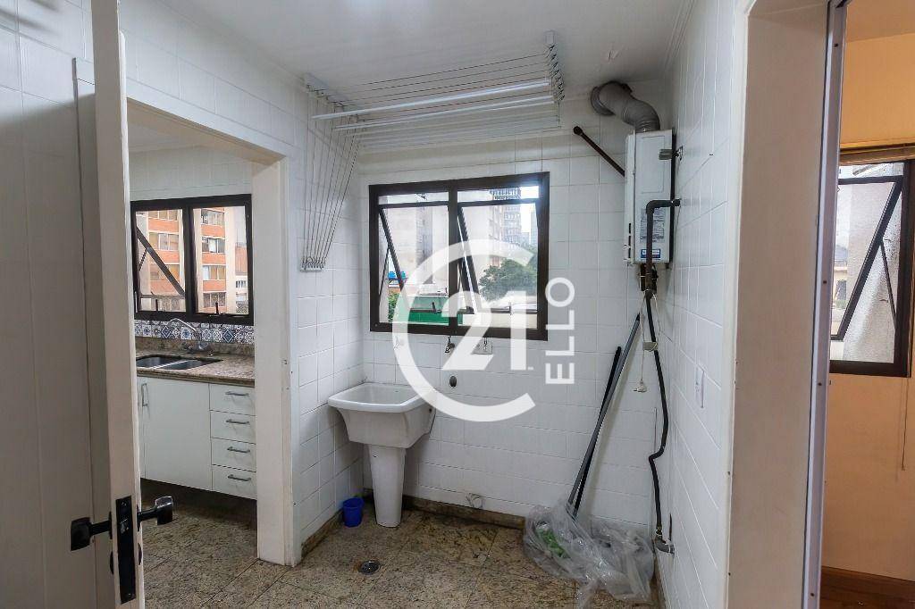 Apartamento para alugar com 3 quartos, 184m² - Foto 39