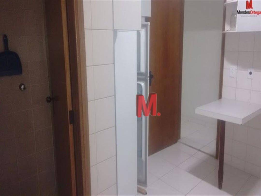 Apartamento à venda com 2 quartos, 74m² - Foto 5