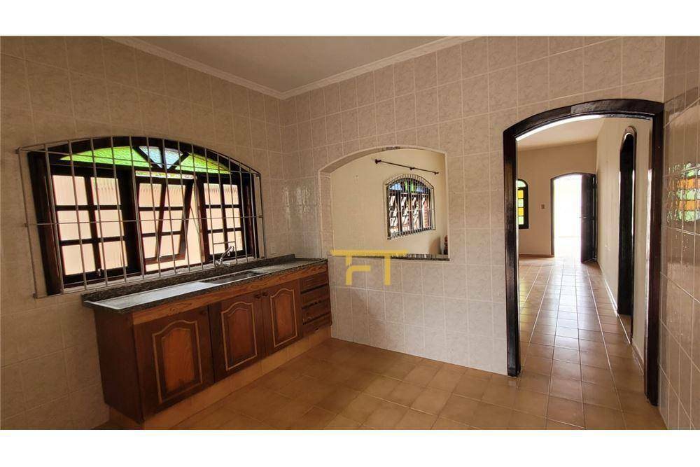 Casa à venda com 4 quartos, 300M2 - Foto 5