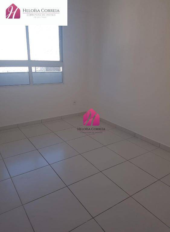 Apartamento para alugar com 3 quartos, 80m² - Foto 2